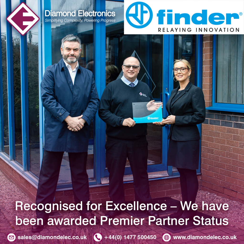 Diamond Electronics MD, Darren Hesketh, and Purchasing Manager, Dawn Burgess, were delighted to receive our Premier Partner plaque from David John at Finder.